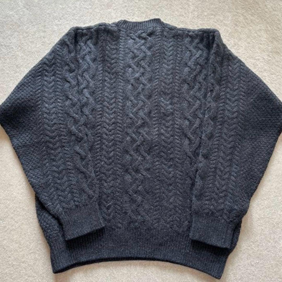 アクアスキュータム　カシミヤ100%セーター