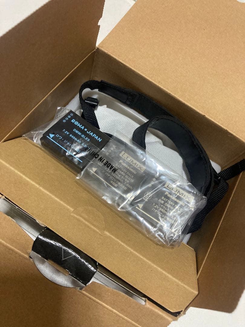 美品　Panasonic LUMIX ミラーレス一眼 14-140mmレンズ付き