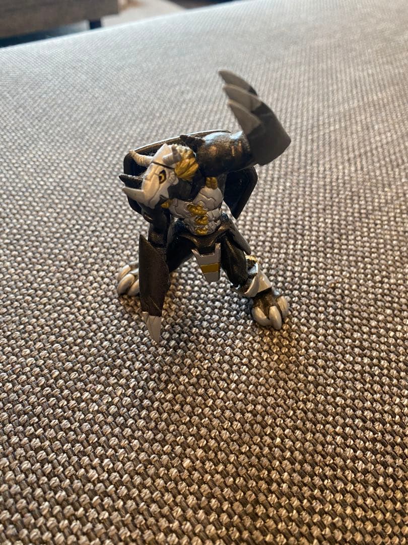 ウォーグレイモン　フィギュア　2体セット