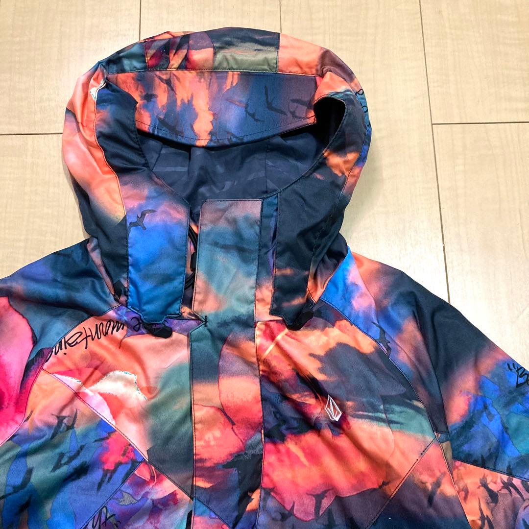 美品✨VOLCOM レディース スノーボードウェア Mサイズ レディース 花柄