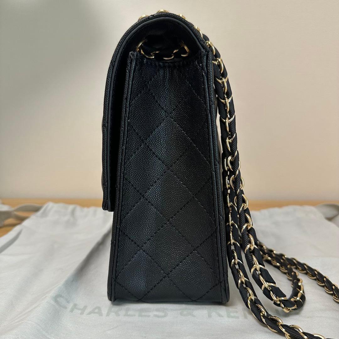 【一度使用】CHARLES & KEITH キルティングチェーンショルダーバッグ