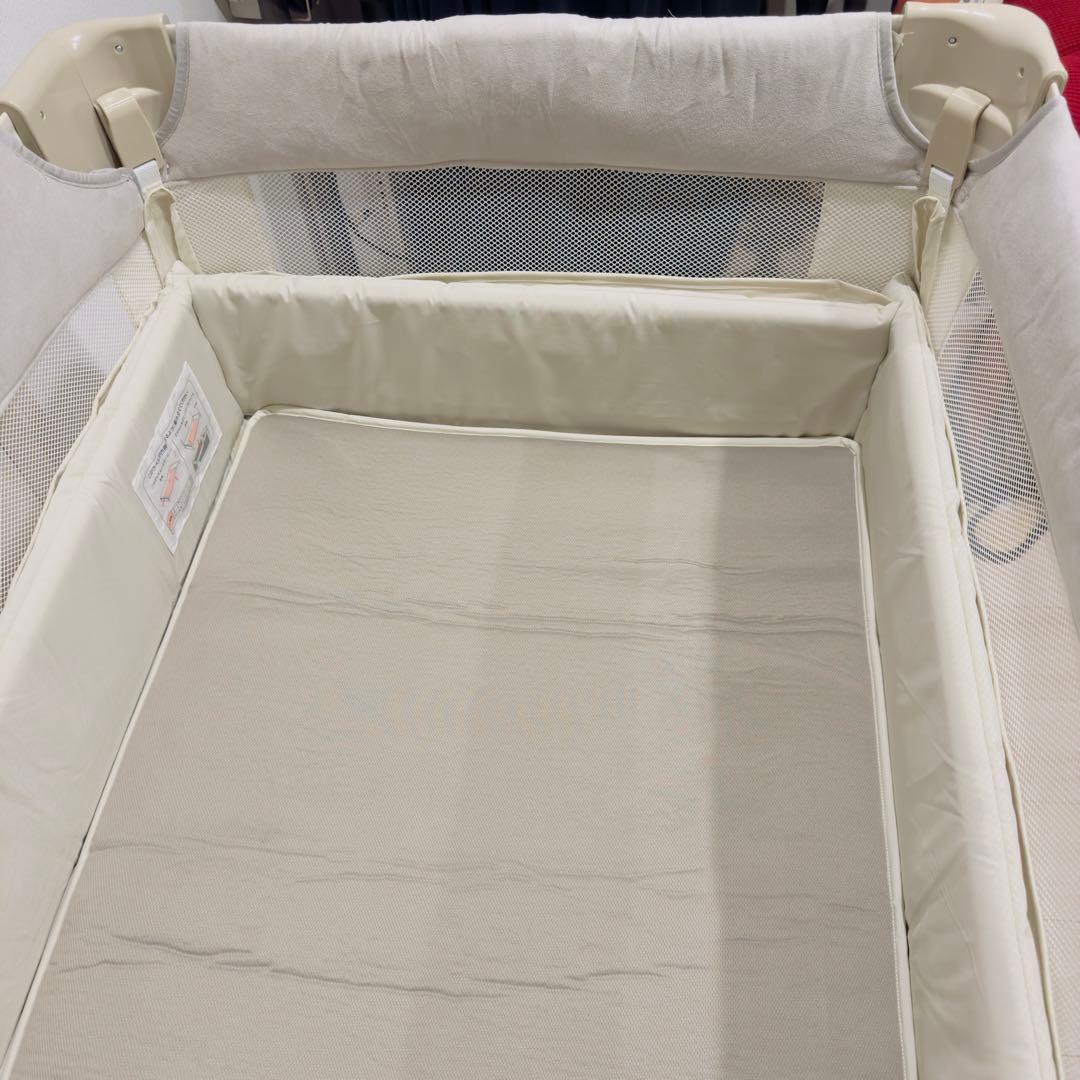 【美品・付属品完備】アップリカ ココネル エアープラス AB ホワイトベージュ