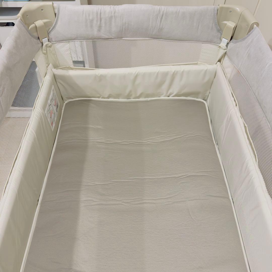 【美品・付属品完備】アップリカ ココネル エアープラス AB ホワイトベージュ