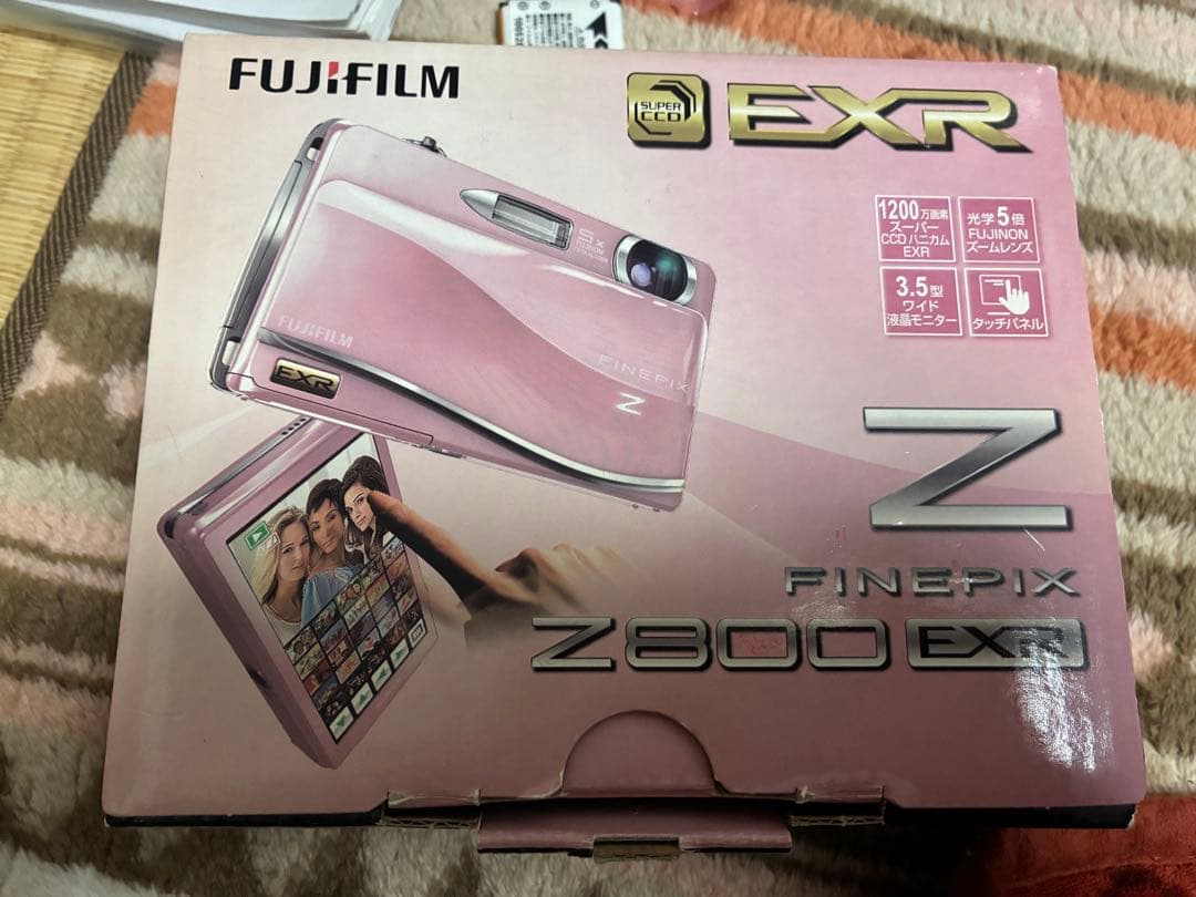 FUJIFILM FinePix Z800 EXR ピンク