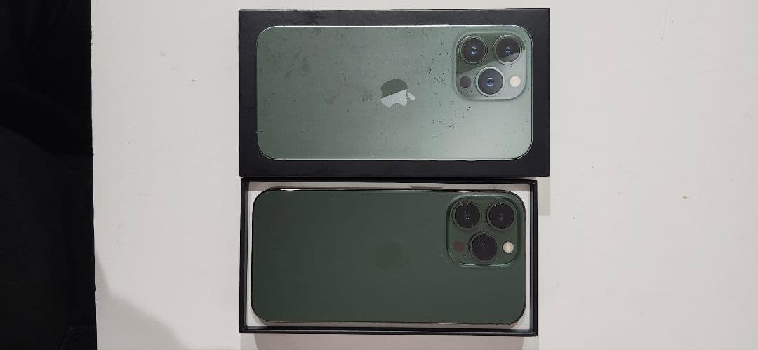 Apple iPhone 13 Pro 256gb アルパイングリーン 本体