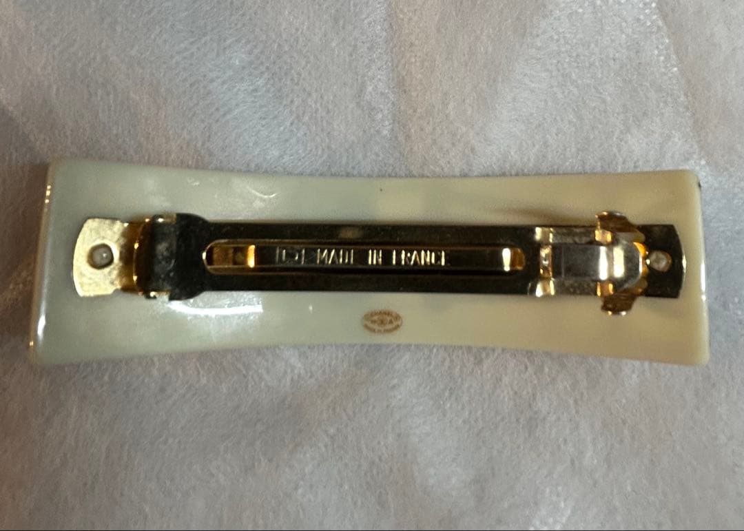 CHANELシャネル　バレッタ