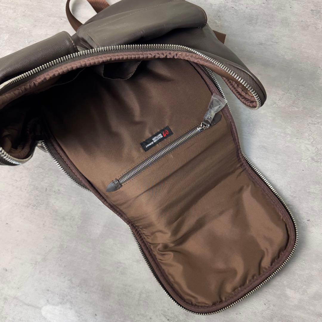 新品未使用 MASTER BUNNY EDITION ラムレザー リュック 茶