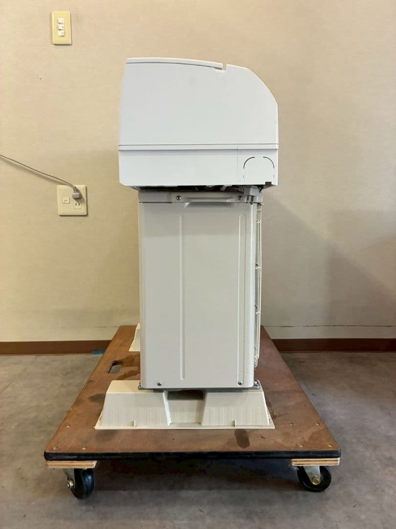 2104 三菱【MSZ-GV2224-W】2024年製 6畳 エアコン 中古