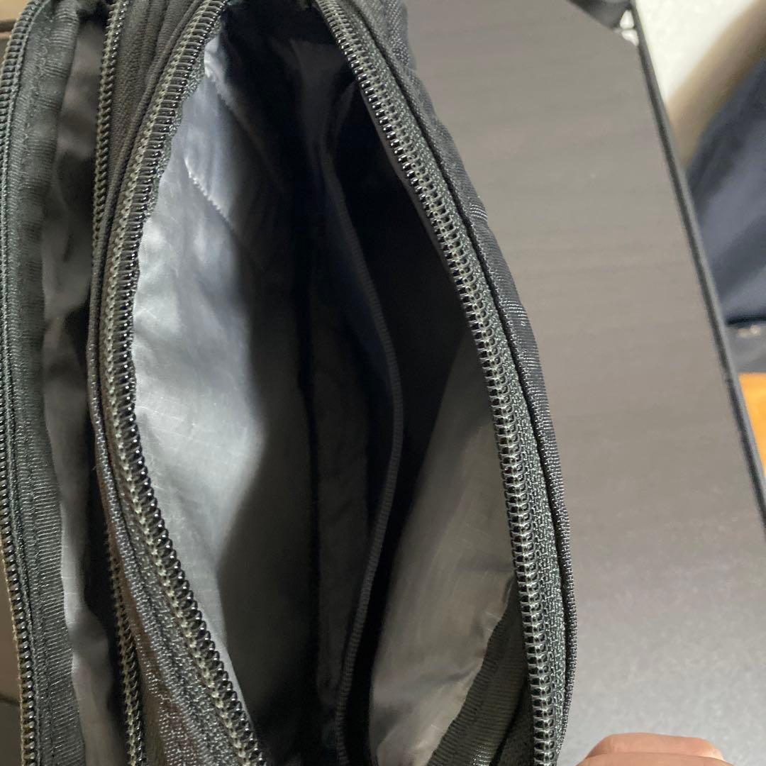 未使用に近い　極美品　ポーター　フラッシュ　ショルダー　ブラック