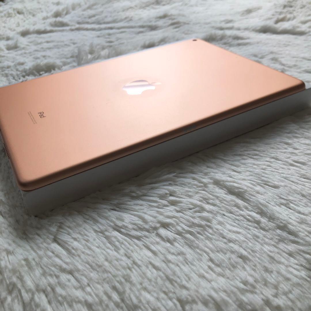 【ほぼ未使用】iPad Air3 64GB 【すぐ発送】 【付属品】