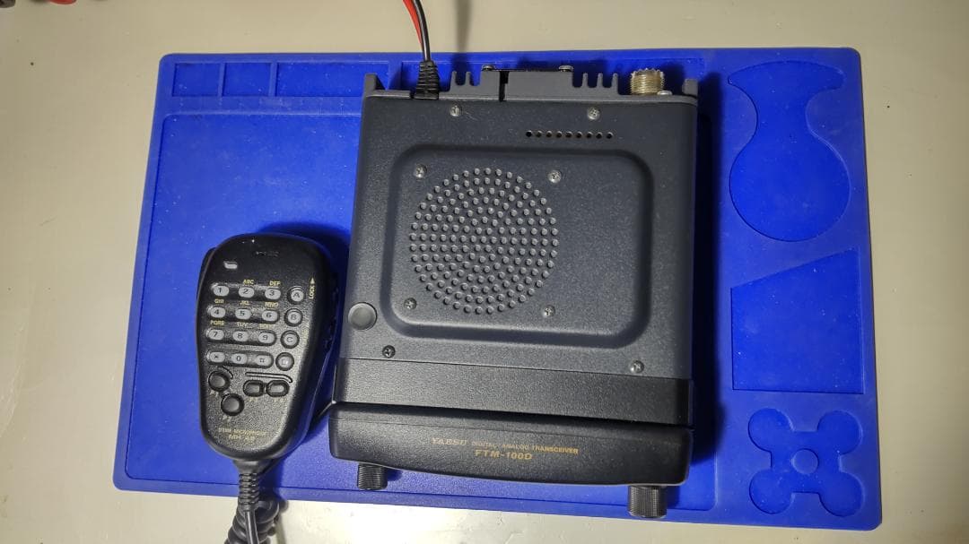 YAESU FTM-100D 145/430MHz トランシーバー