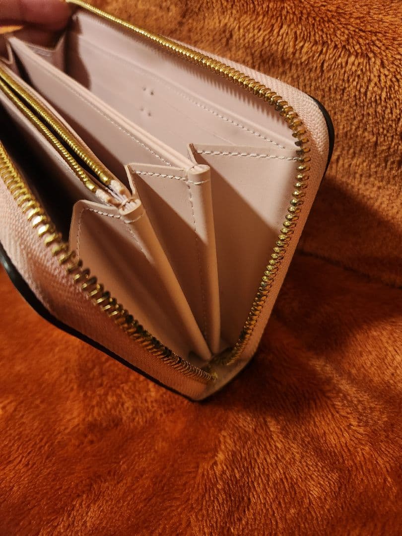 Louis Vuitton ヴェルニ　ジッピーウォレットピンク 長財布