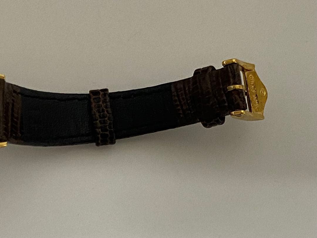 電池交換済み　GUCCI　グッチ　3000L　クオーツ　レディース時計