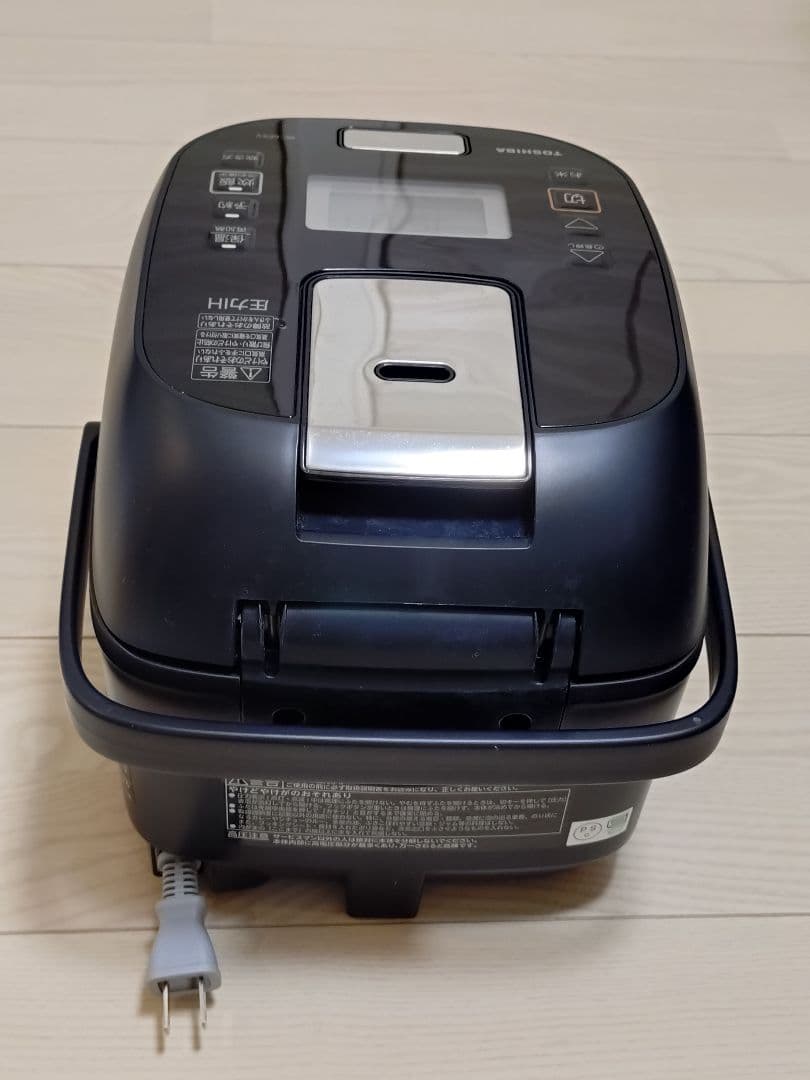 炊飯器3.5合　炎匠炊き　東芝製