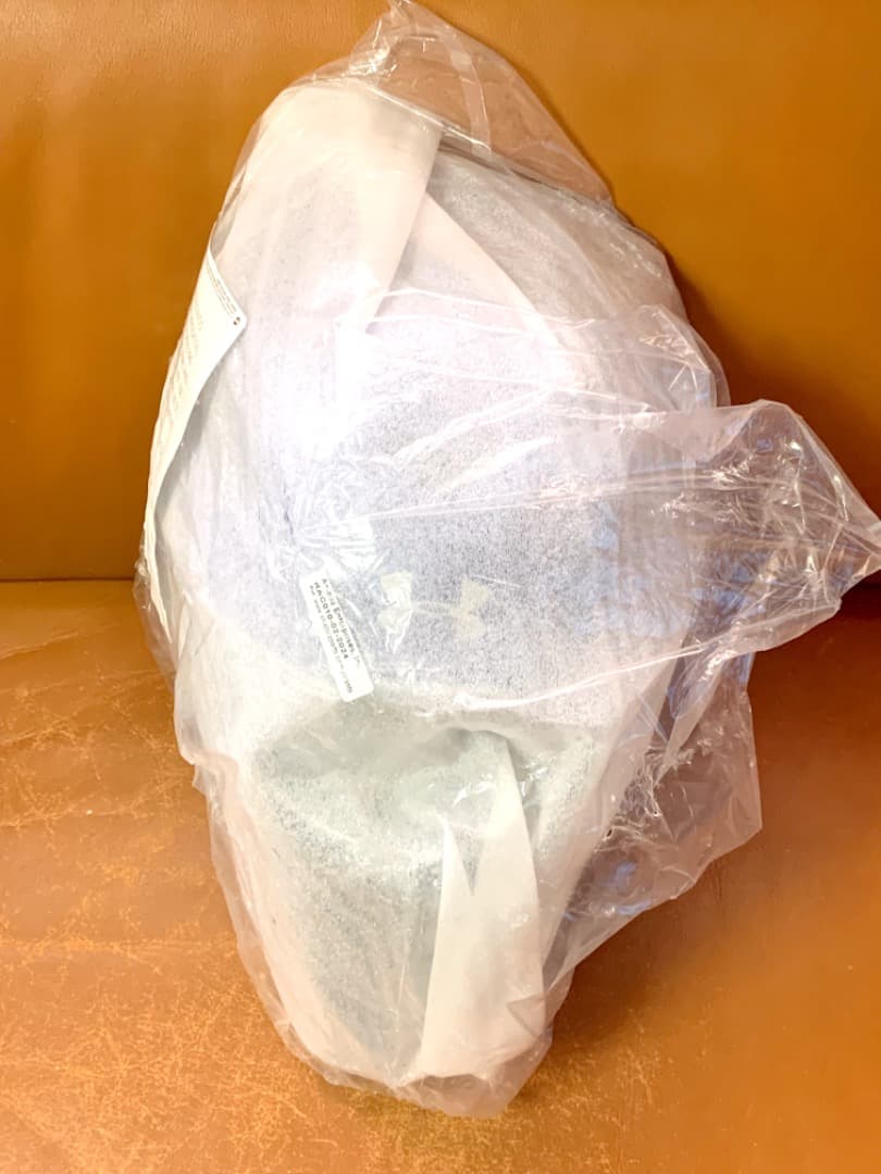 新品2025年★アメリカ国内限定☆アンダーアーマー☆キャッチャーヘルメット☆青