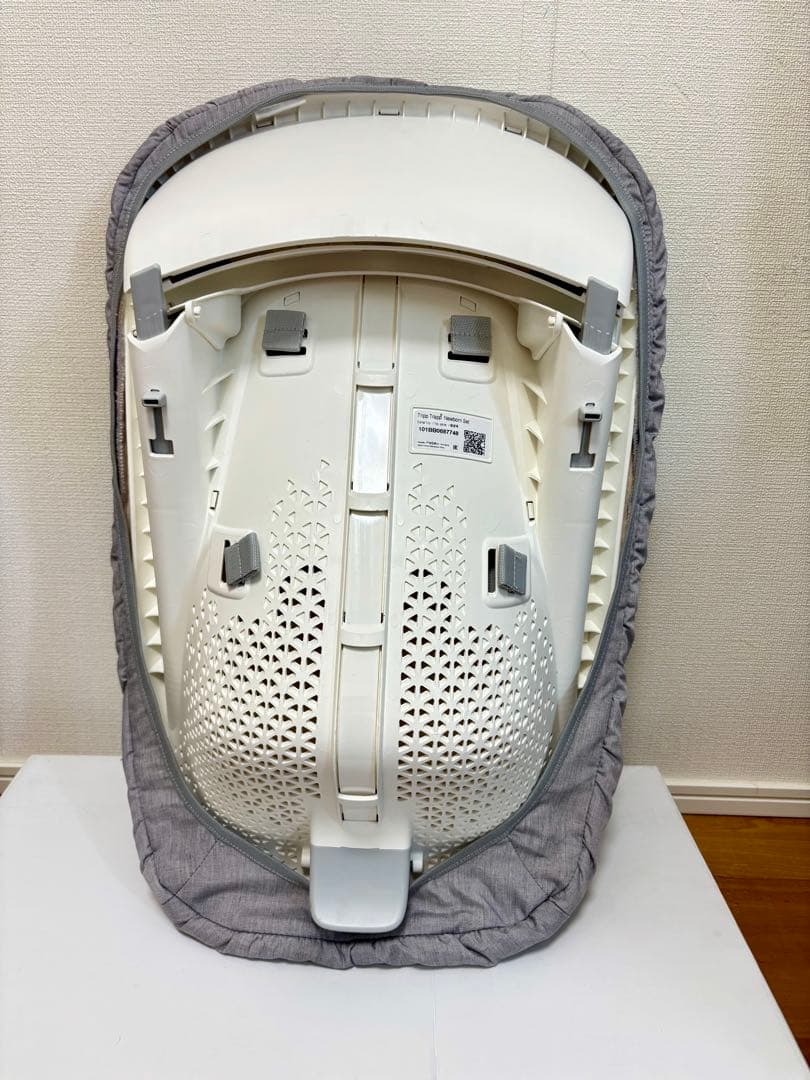 STOKKE TRIPP TRAPP NEWBORN SET グレー