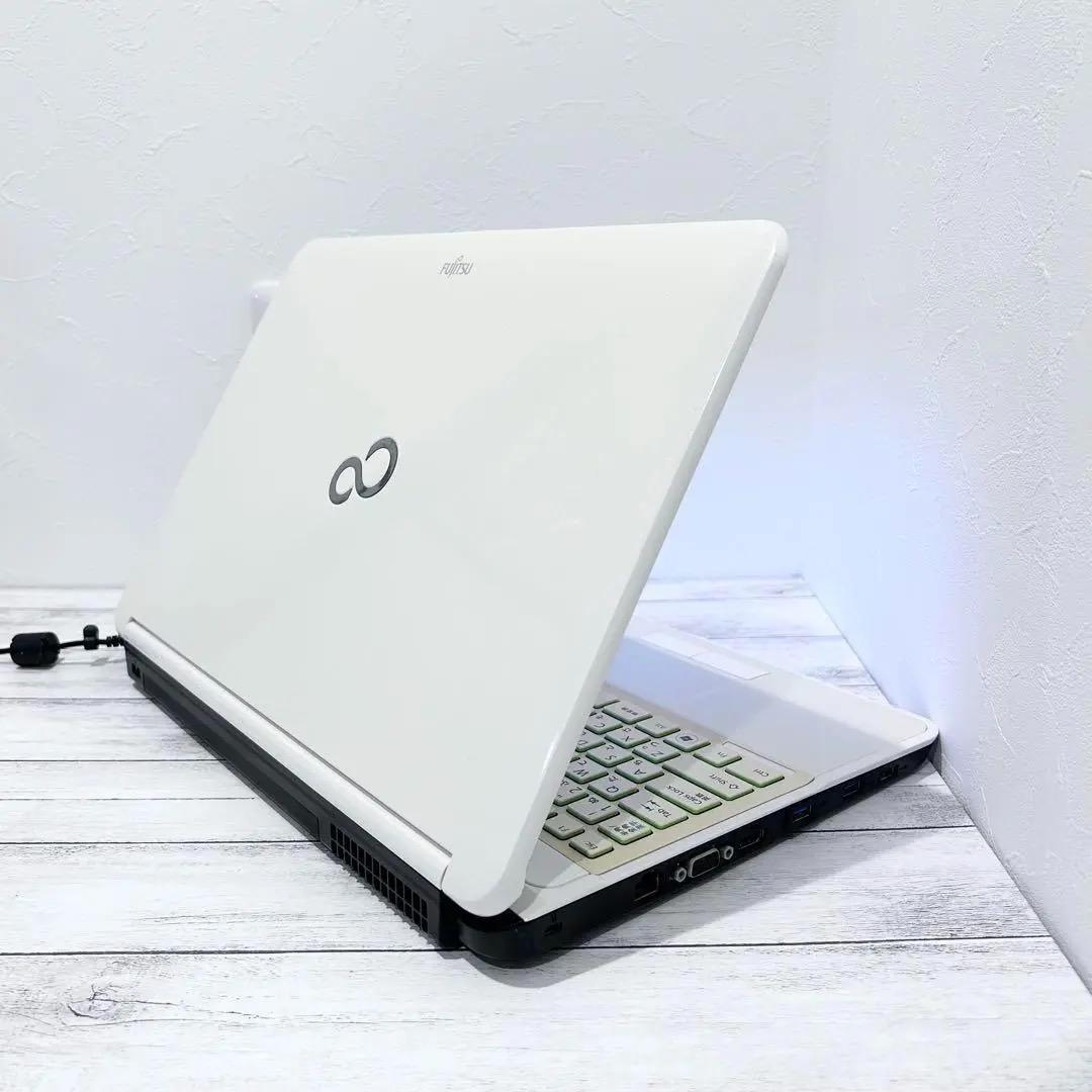 【美品❤️】HDD640GBカメラ内蔵の東芝ノートパソコン/動作良好♪ブルーレイ