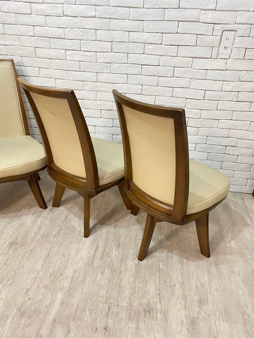 【東京都内23区配送無料】ニトリ　回転 ダイニングチェア 4脚セット　椅子