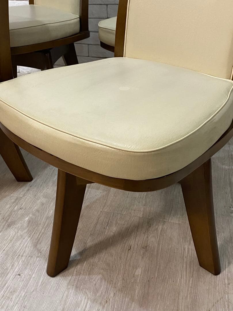 【東京都内23区配送無料】ニトリ　回転 ダイニングチェア 4脚セット　椅子