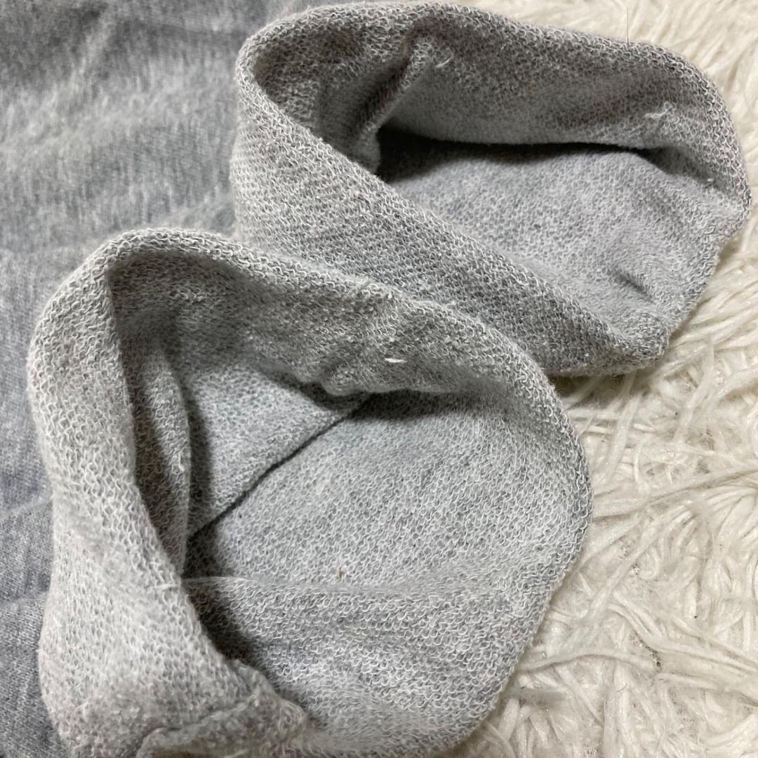 14718✨モンクレール ロゴワッペン フード付きジップパーカー グレー XS