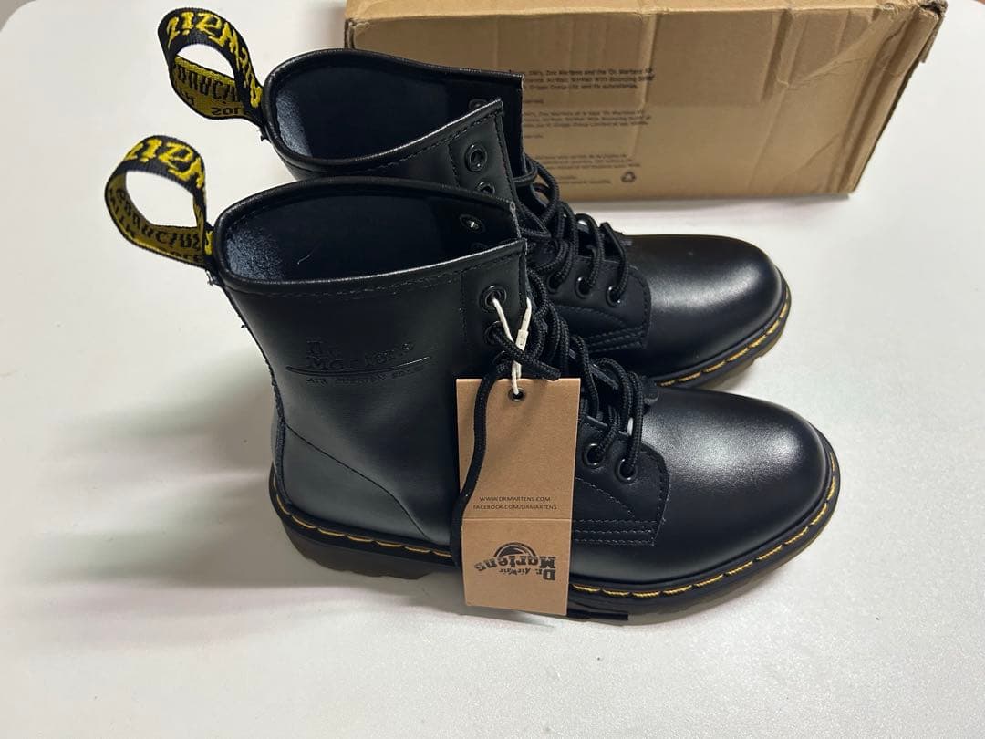 Dr. Martens ブラックブーツ