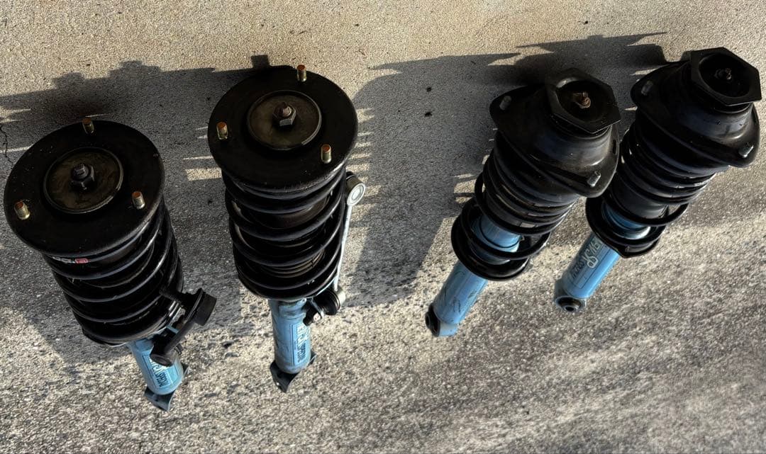 EA11R KYB NEW SRショックアブソーバー RSRダウンサス 4本