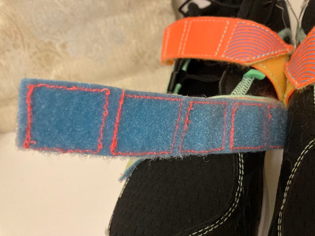 新品未使用　ニューバランス　ポイントスパイク　25.5cm