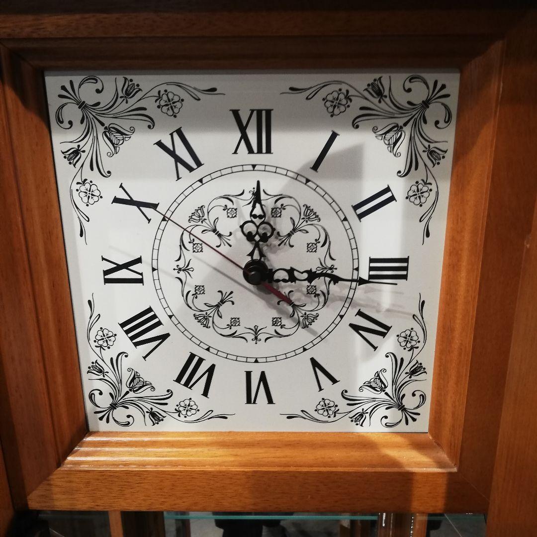 M●225送料込☞ヴィンテージ☜キュリオケース　時計付き飾り棚