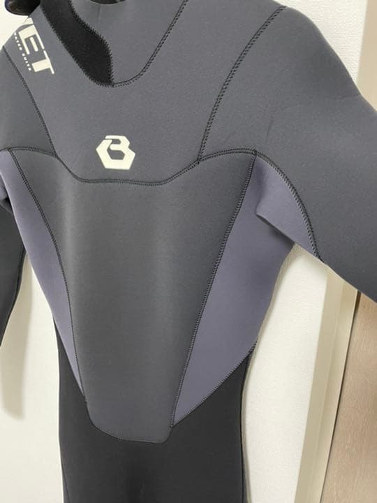 おみつ　BEWETウェットスーツ