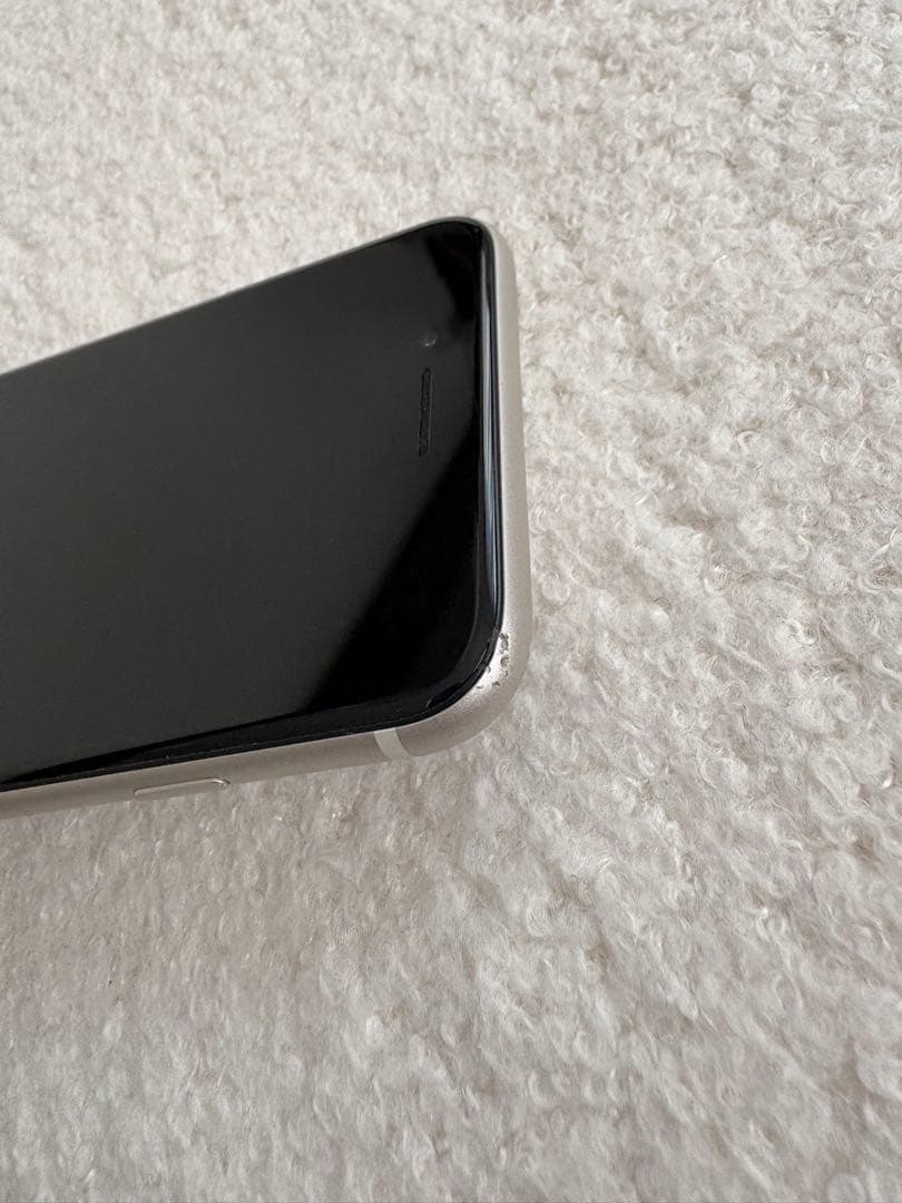 iPhone SE (第3世代) 白 64GB 本体のみ