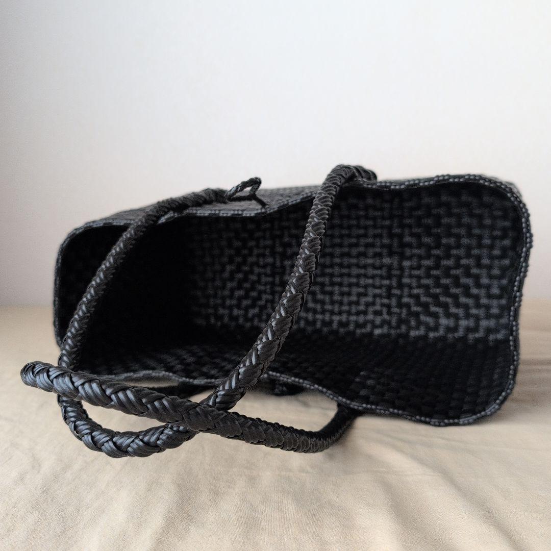 メケアリサ　ボストン　Midnight Black