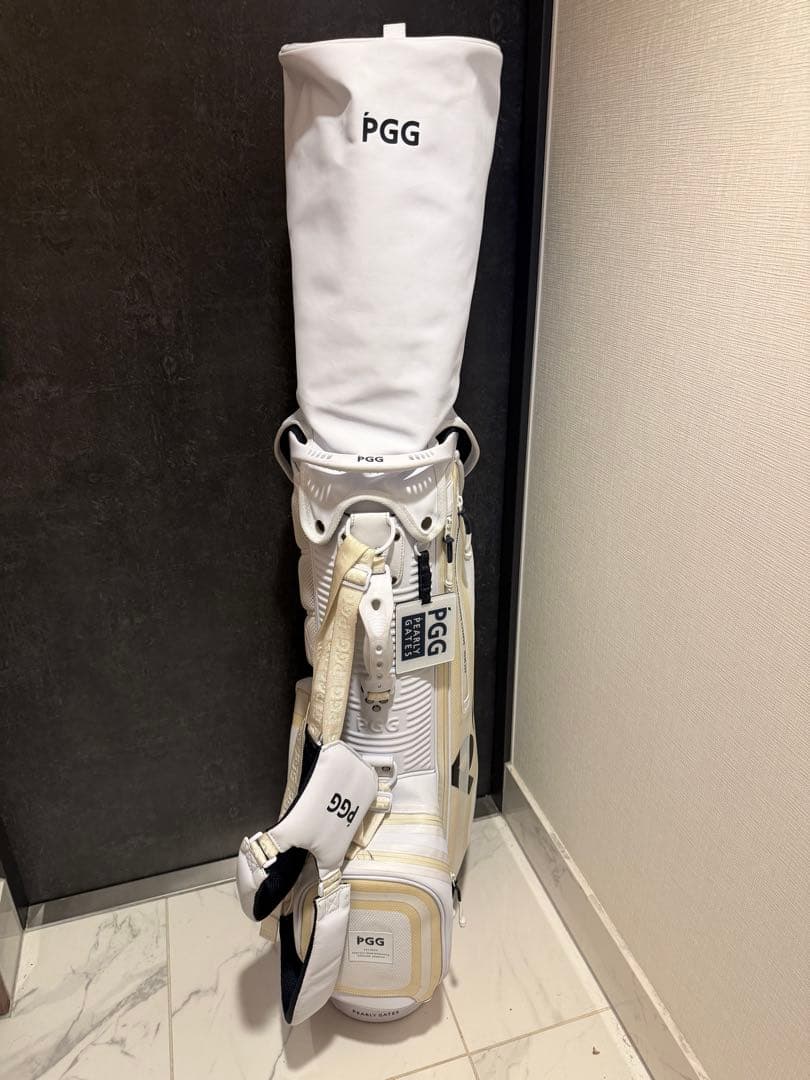 PGG ホワイトゴルフバッグ
