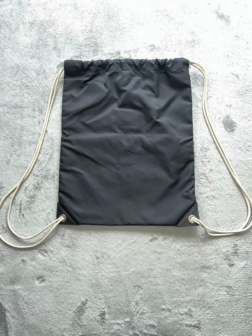 【値下げ】PRADA ブラック ナイロン バッグ