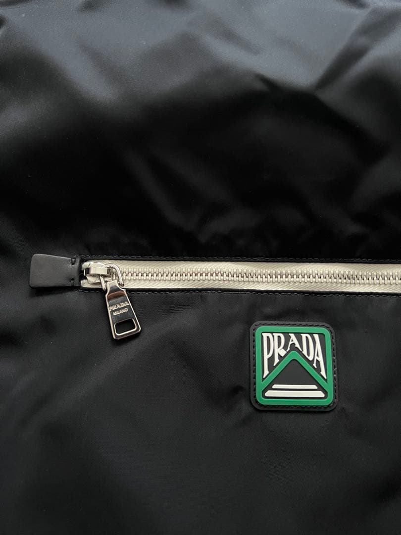 【値下げ】PRADA ブラック ナイロン バッグ