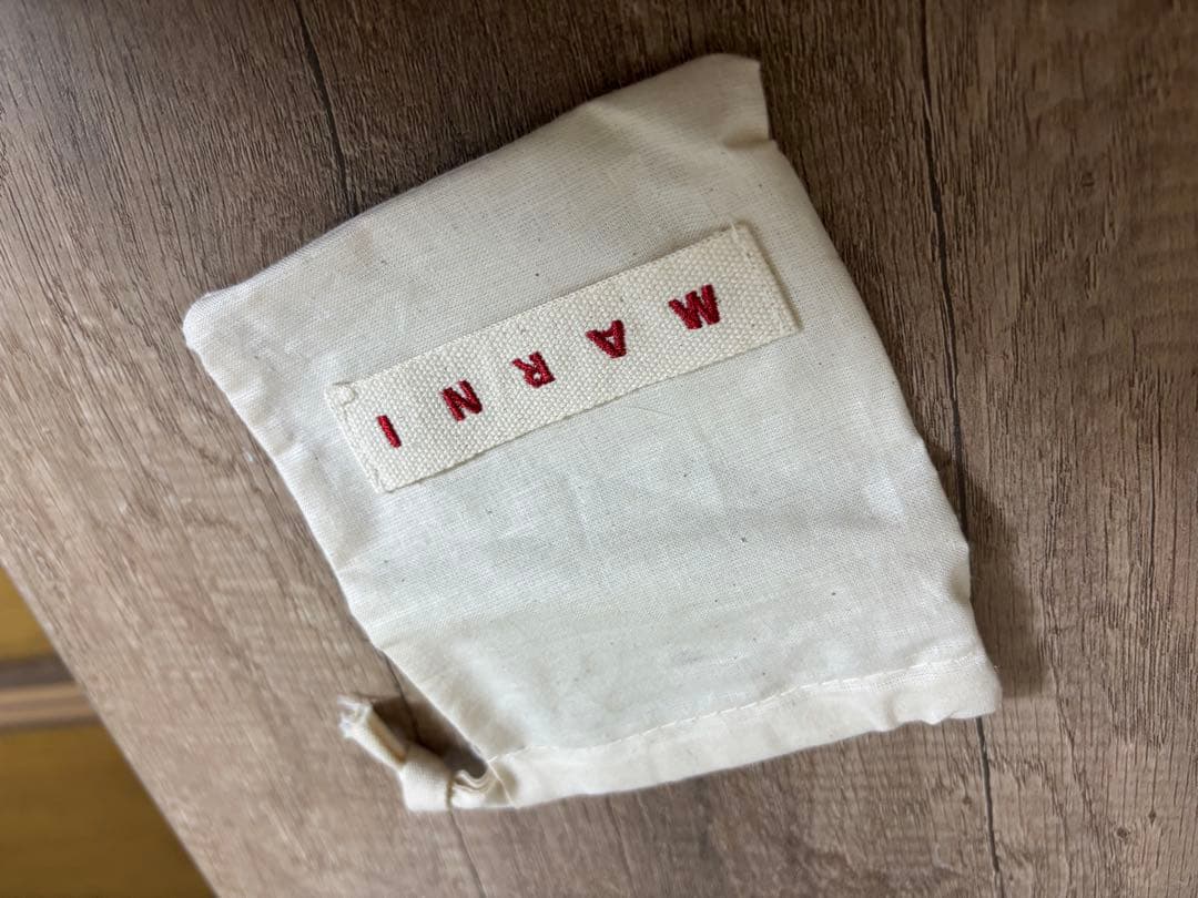 Marni ピンク ベージュ 名刺入れ