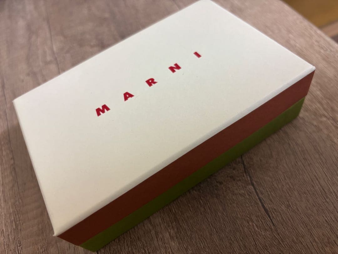 Marni ピンク ベージュ 名刺入れ