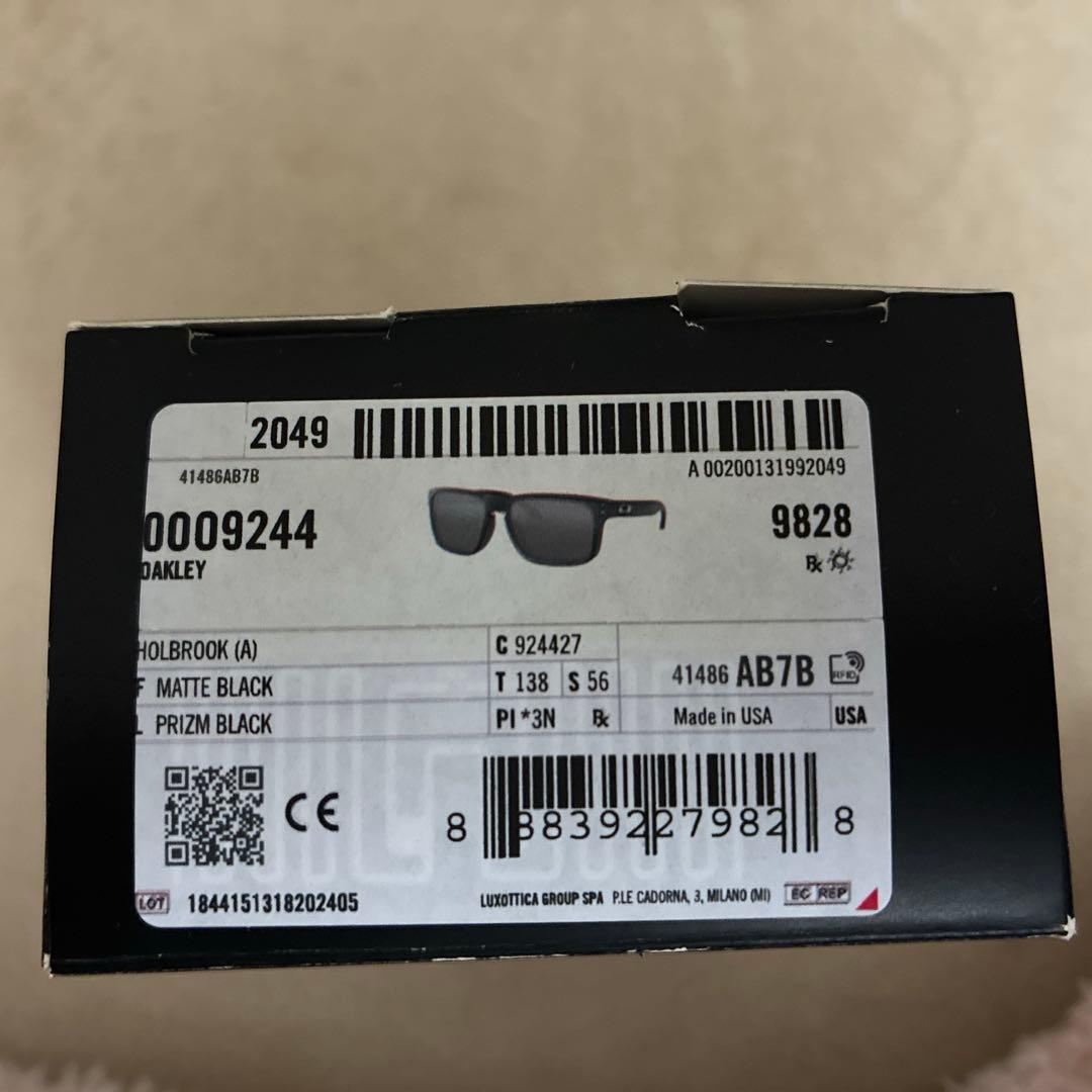 【新品未使用】オークリー　 サングラス