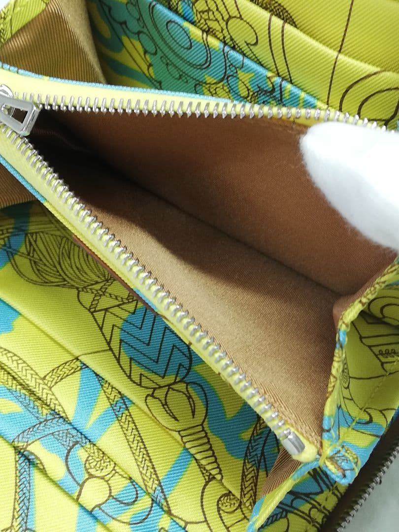 HERMES エルメス アザップシルクイン コンパクト ケース