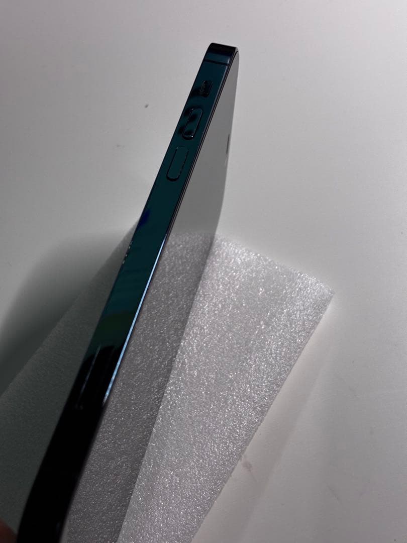 Apple iPhone 12 Pro 256g本体 日本版