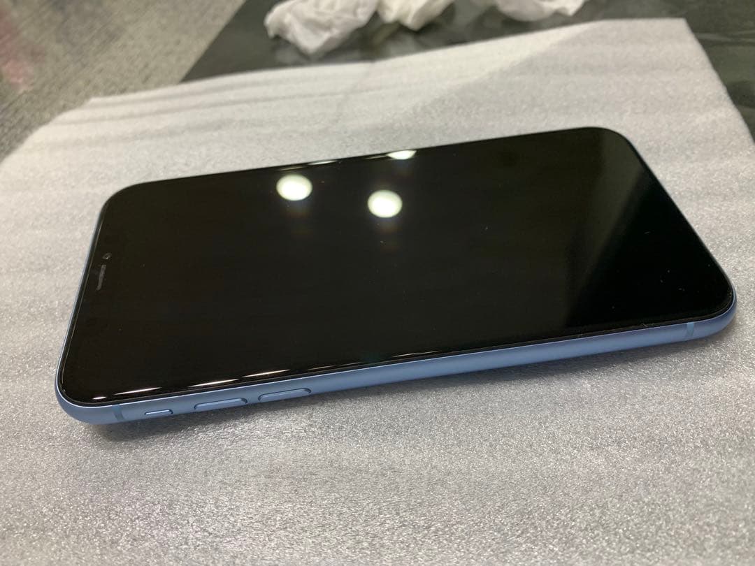 Apple iPhone XR ブルー 本体　香港版A2108 箱　備品付き