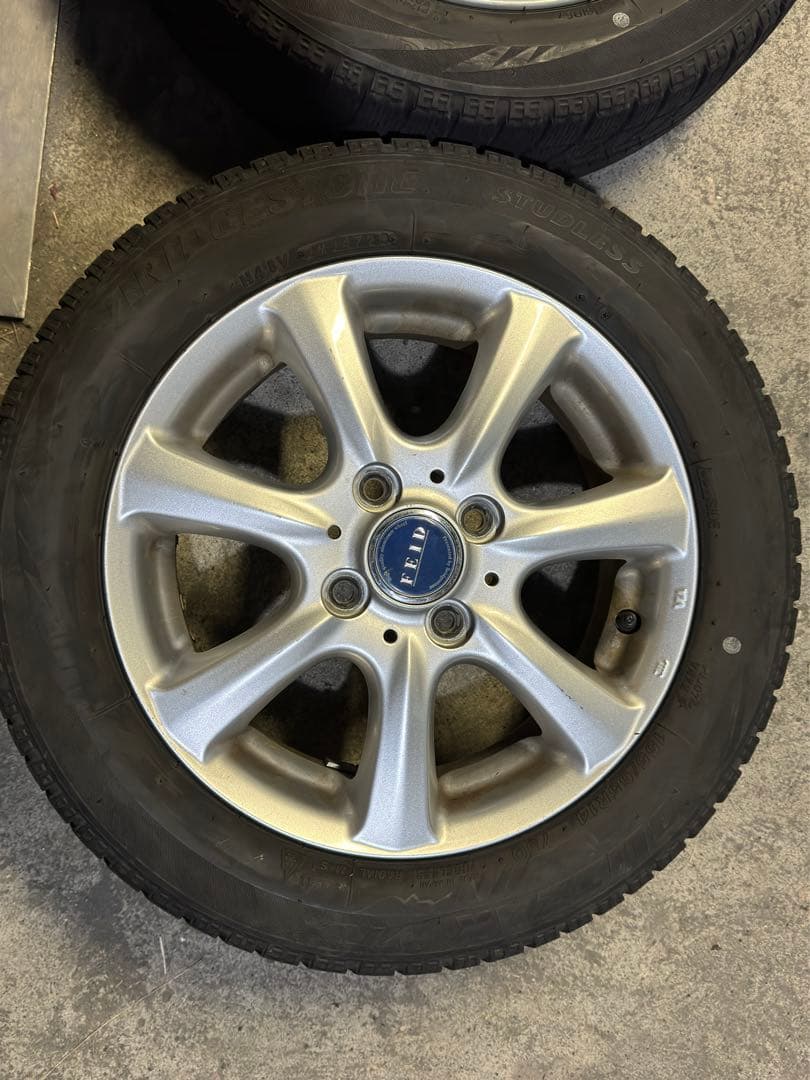 20年製155/65R14 ブリジストン VRX スタッドレス 4本