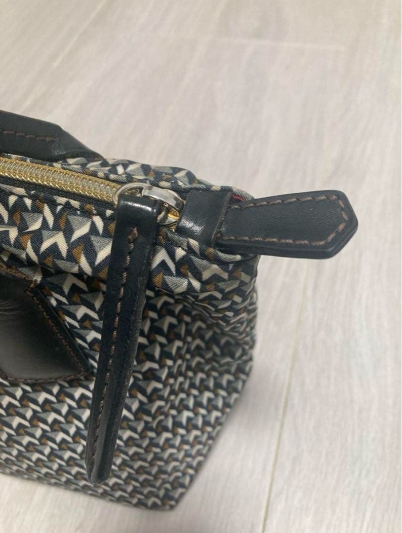 ロベルタピエリ ショルダーバッグ