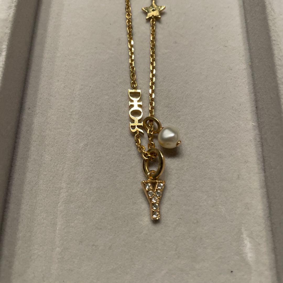 【美品】Dior ネックレス　Y型モチーフ付き