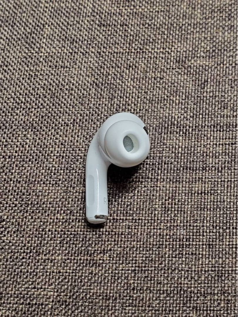 右耳 Apple AirPods Pro 第2世代 正規品 片耳288