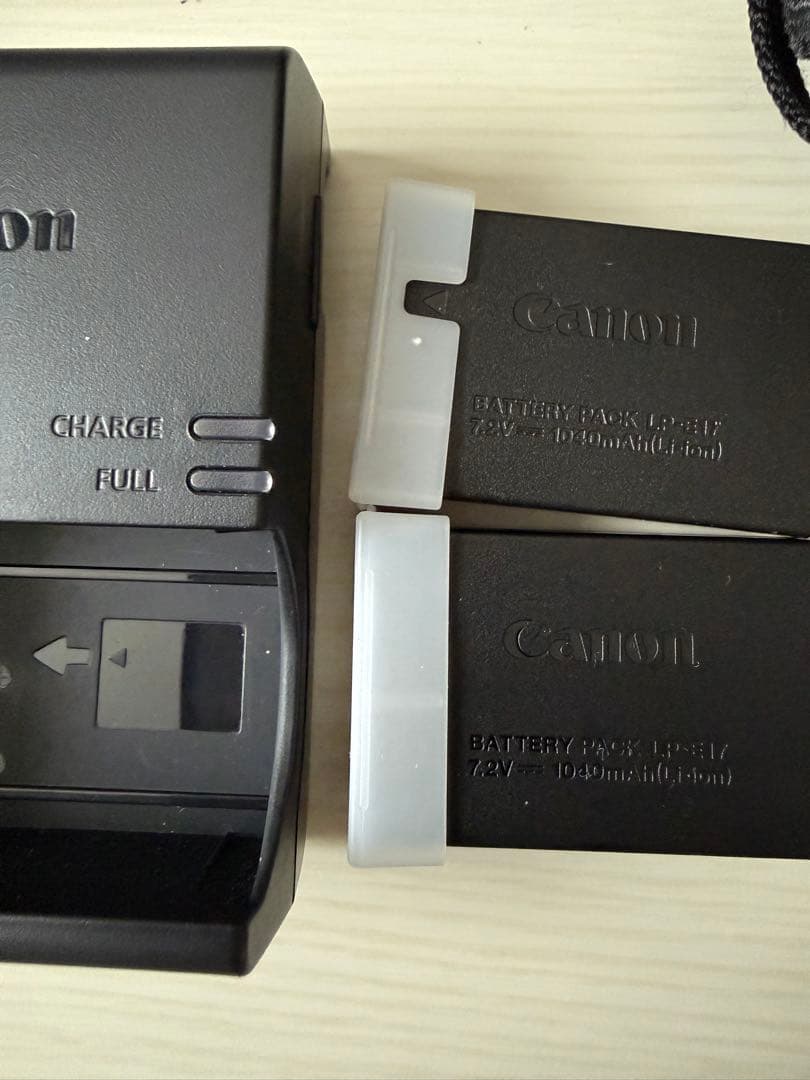 Canon EOSR100 望遠レンズ、カメラバック小物セット