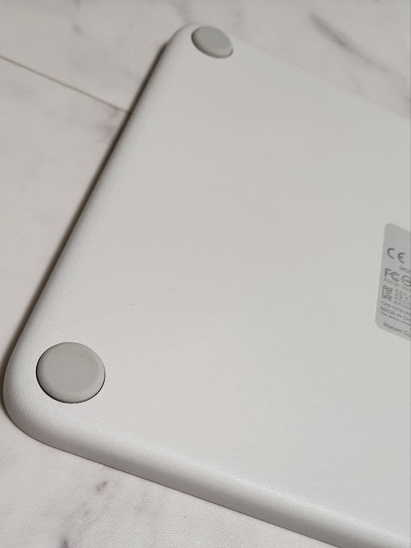 液タブ・ペンタブ Wacom One Pen display 12