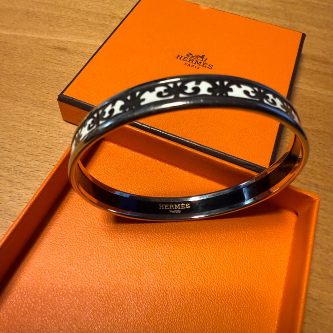 HERMES エナメル ブレスレット