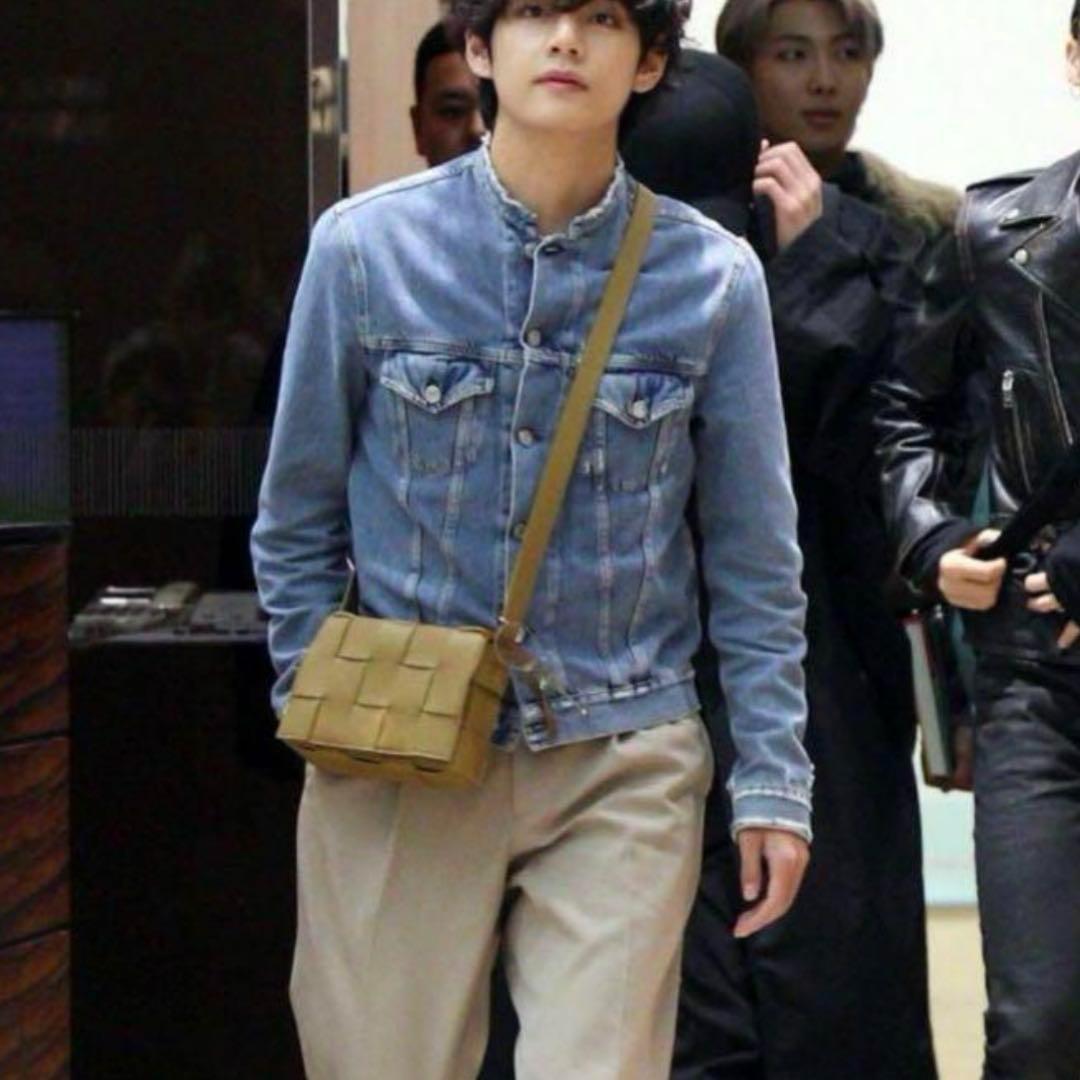 アクネ ストゥディオズ ノーカラー ダメージウォッシュ加工 デニムジャケット