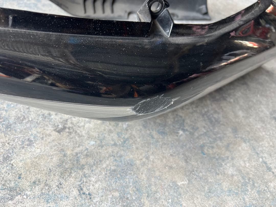 YAMAHA xjr400タンク凹みあり　サイドカウル、テールカウル付き