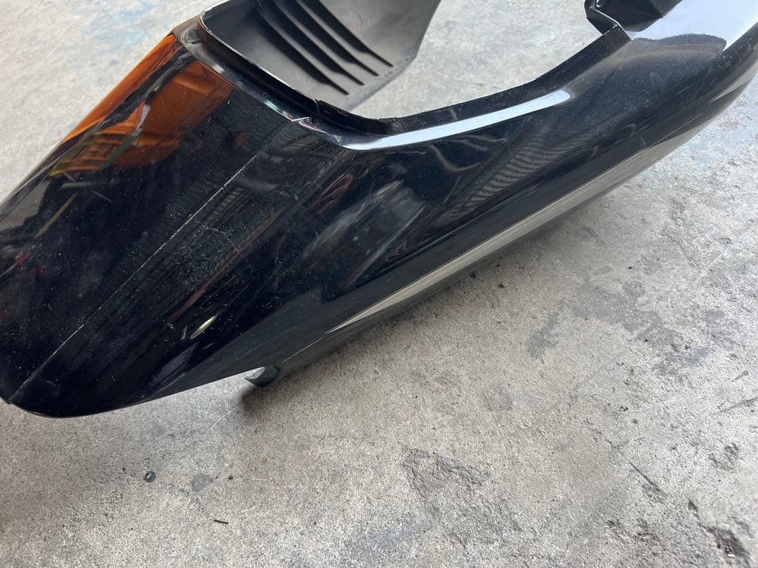 YAMAHA xjr400タンク凹みあり　サイドカウル、テールカウル付き